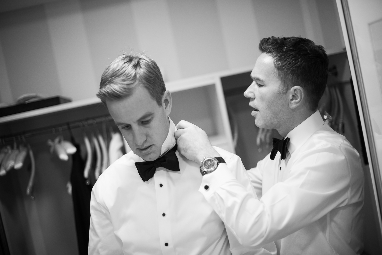  the grooms prepare for the wedding 
