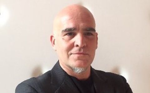 headshot of Mauricio Menendez