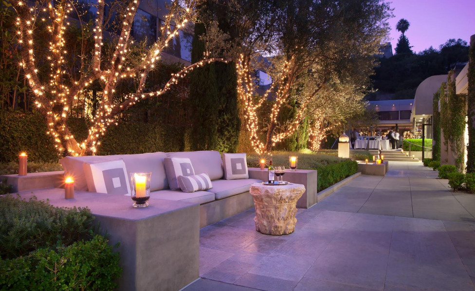 Bel Air View Official Website Luxe Sunset Boulevard Hotel Take A Step Outside To Our Outdoor Courtyard Designed For Conversation Under The Los Angeles Sunshine