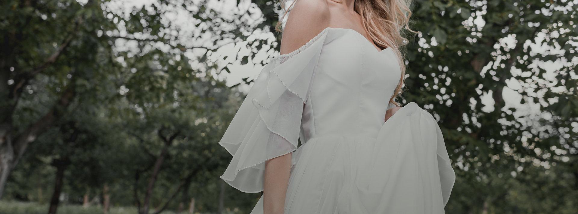 Woman wearing a beautiful wedding dress