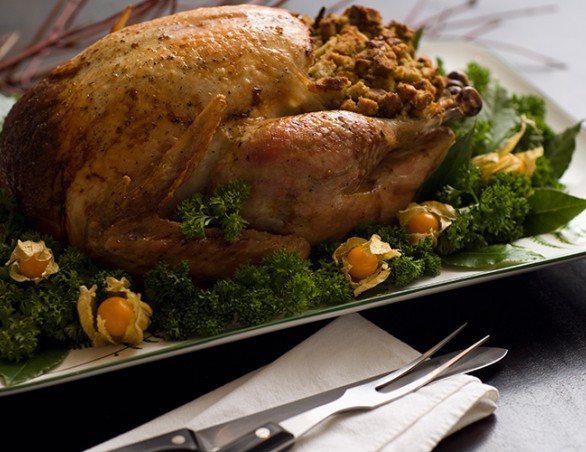 montereyplazahotel thanksgiving to go 5dbb2edcd4574 586x452
