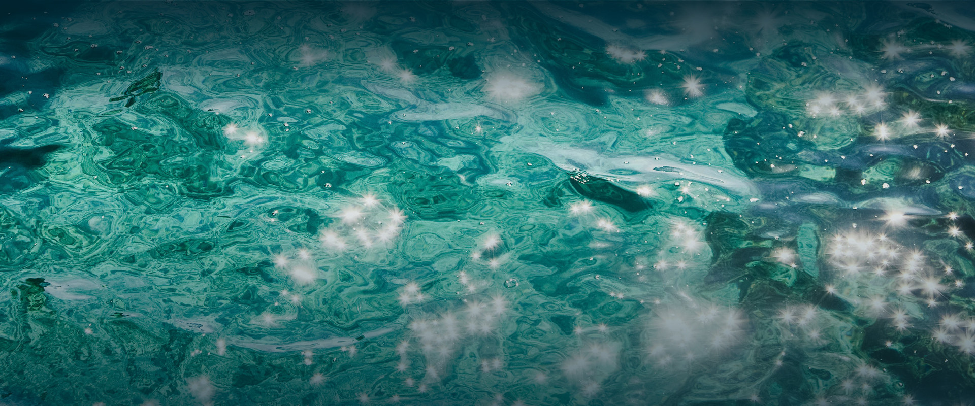 Clear water waves