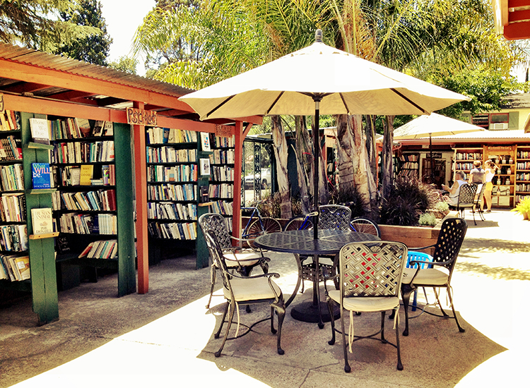 outdoor view of a book store at the beach in a sunny day