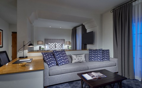 Paseo Mini Suite
