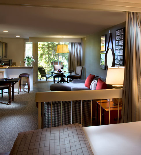 Le Parc Suite Hotel