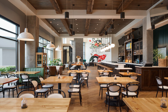 dining room area at 33 staves