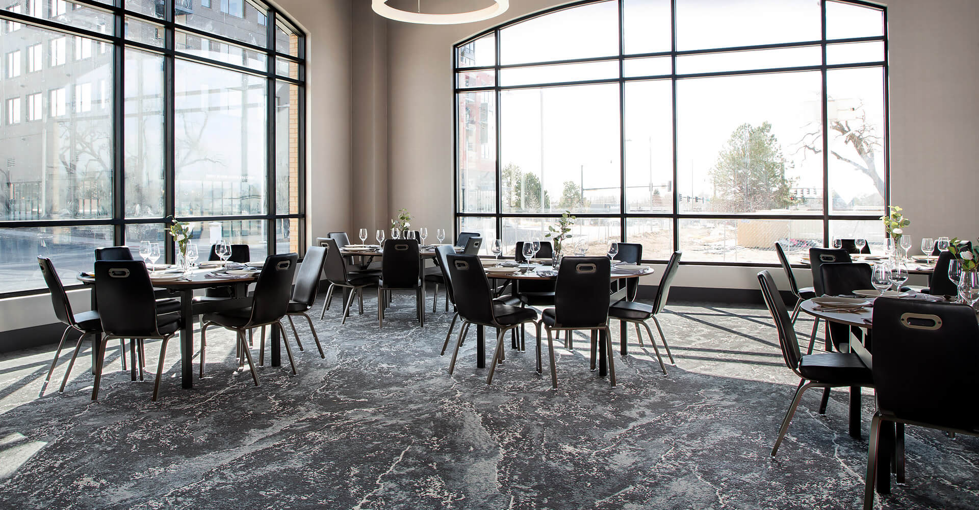 open space between meeting tables