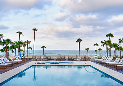 hotel pool during day light