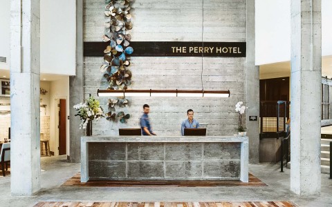 reception of the Perry hotel 