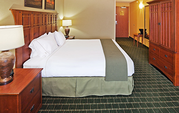 Hotels Downtown Springfield Mo Official Site The Q Hotel - 