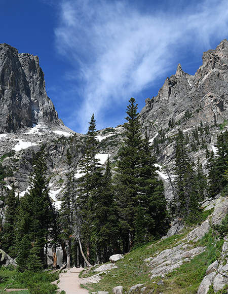 roameo packages rocky mountains 450x580