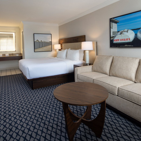 King Guest Rooms