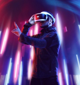 Meow Wolf: From Local Collaboration to National Fascination