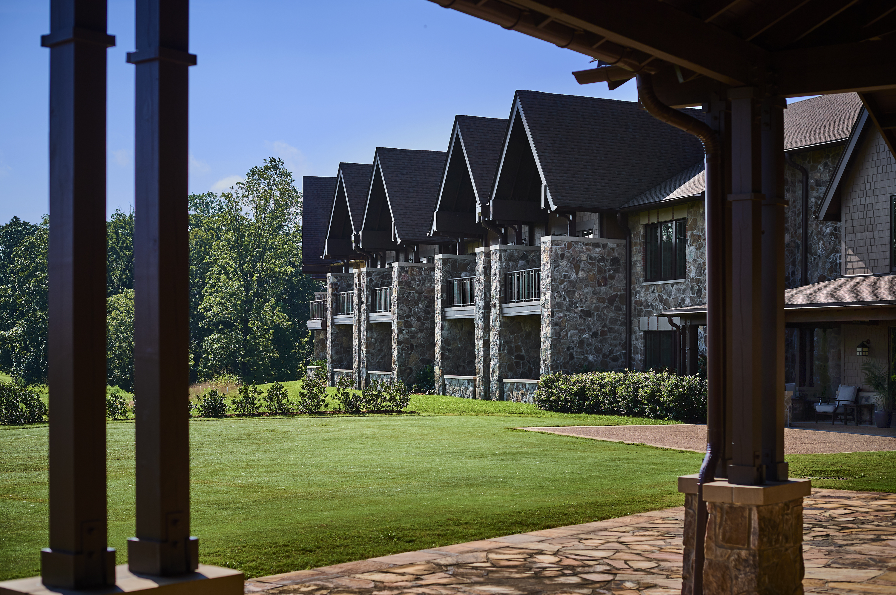 Sewanee Inn Photo Gallery Hotels In Tn Swi Detail Exterior 170801 4864