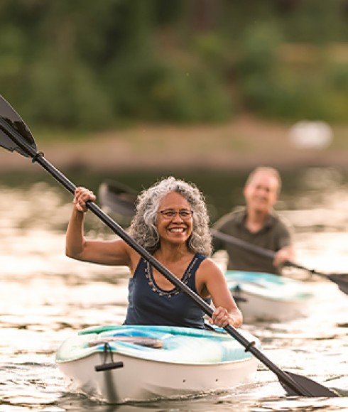 a couple kayaking