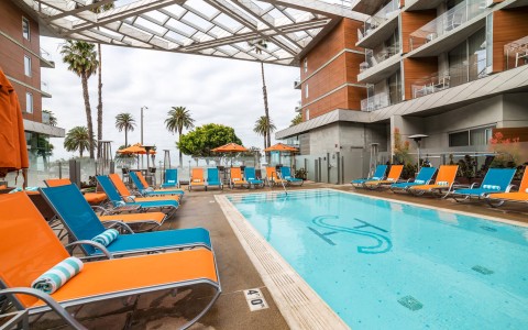 shore hotel pool 