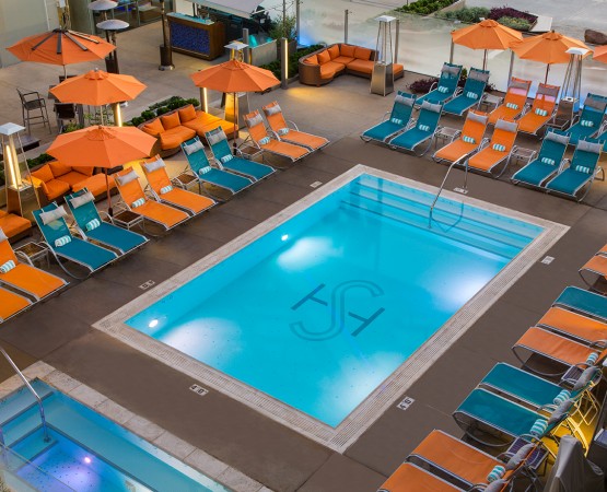 shorehotel_meghanbobphoto_pooloverheadsunset_web