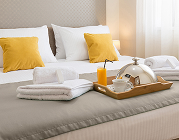 breakfast in the king size bed