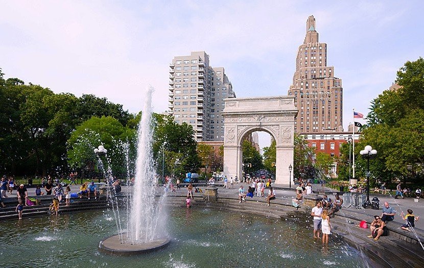 Walk to New York’s top attractions Specials Photo