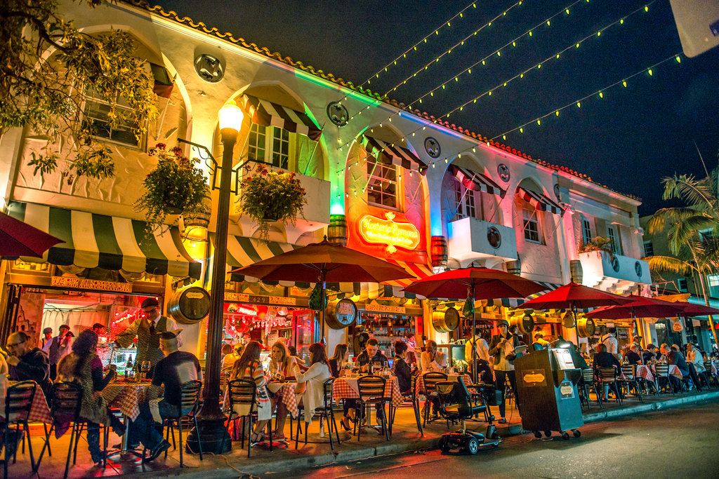 Blog The Clay Hotel A Y Summer Night On South Beach