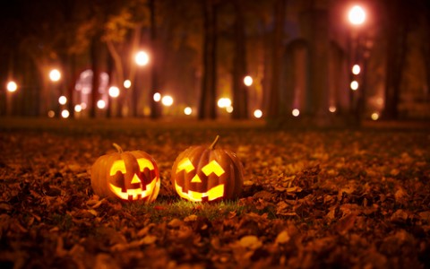 jack o lanterns carved pumpkins
