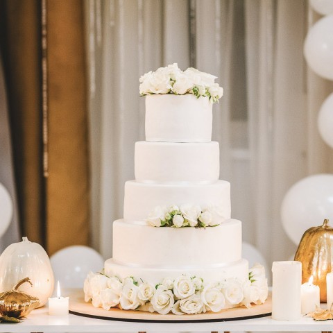 white three tier wedding cake