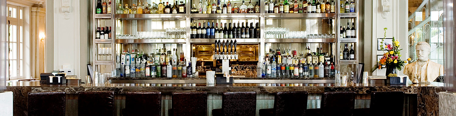 Georgian Terrace Bar at lobby
