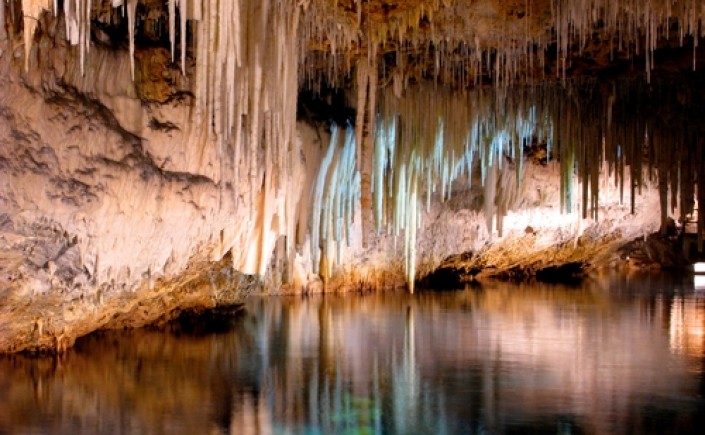 Cave dwelling with numerous stalagmite projections