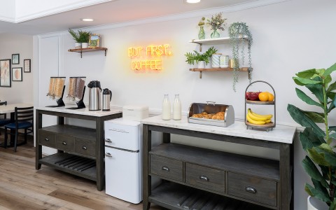 continental breakfast and coffee bar 