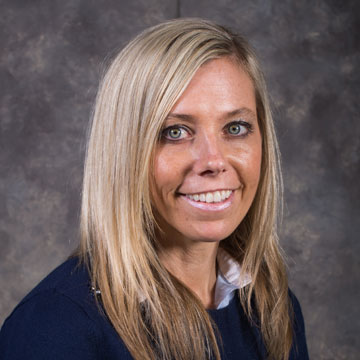 Tracy Ernst, Sales Manager
