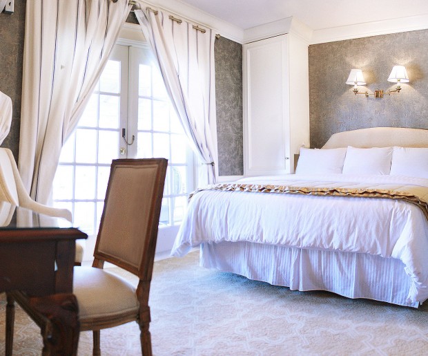 Premium Guest Rooms-213