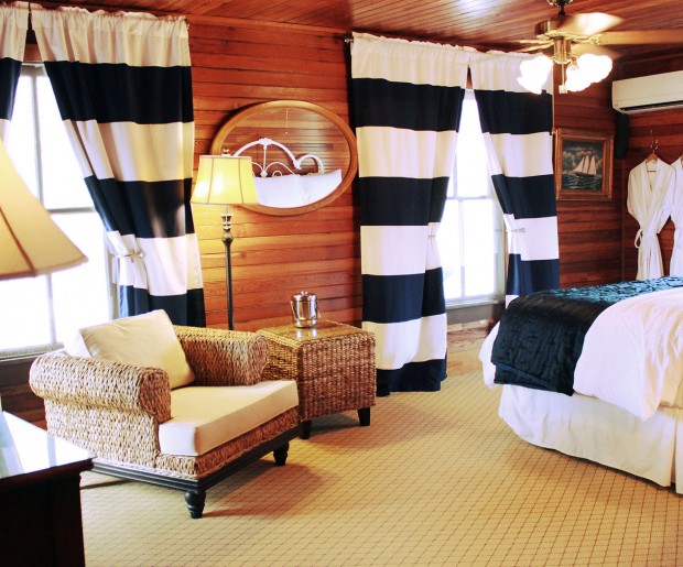 Yacht Club Suites-318
