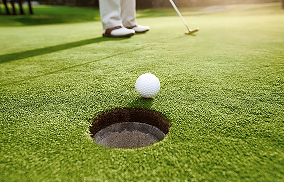 TraditionsattheGlen offers playandStayGolf