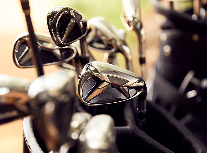 bag of golf clubs