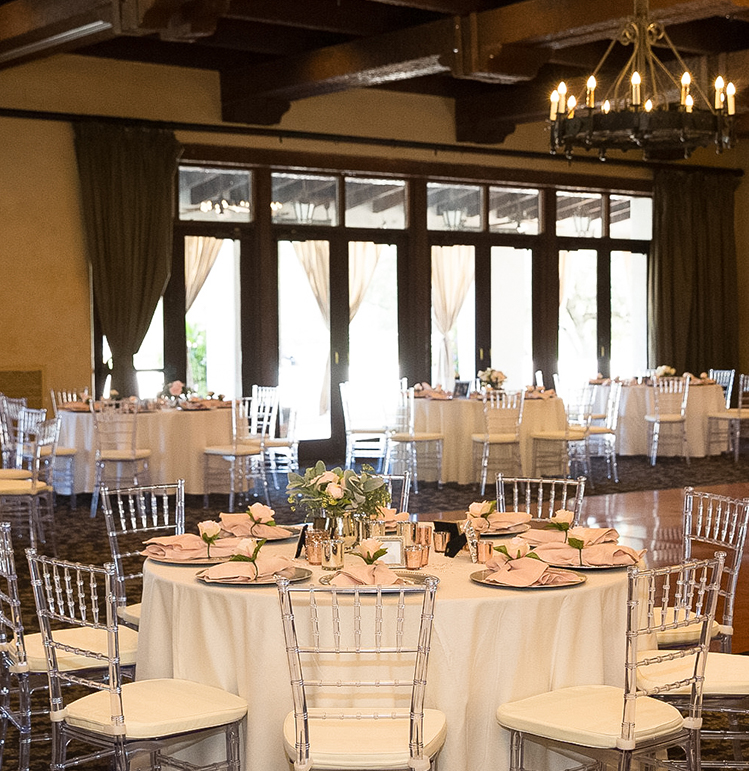 宴会厅设置的婚礼与宴会风格的座位
