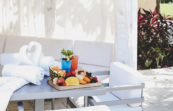 Towels & Drink
