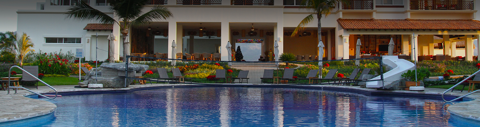 pool in Playa Palmarito