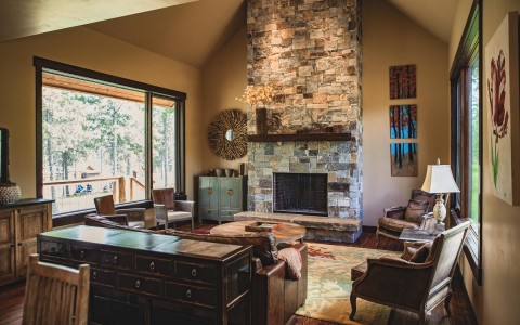 wilderness club montana cottage living room