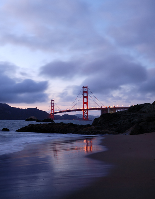 Far view of the Golden Gate Bridge