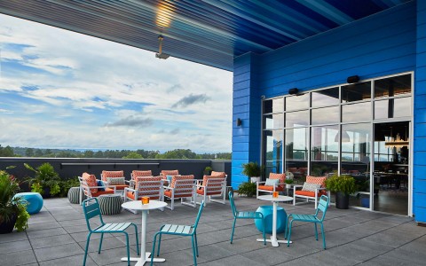 outdoor rooftop seating area