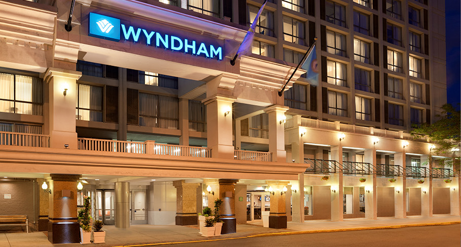 the wyndham hotel at night