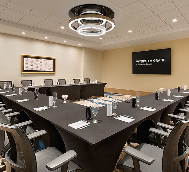 Egret meeting room in Clearwater Beach set up for a discussion