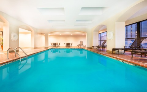 indoor swimming pool 