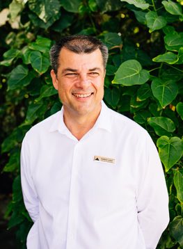 Fabrics Loaec Food & Beverage Director